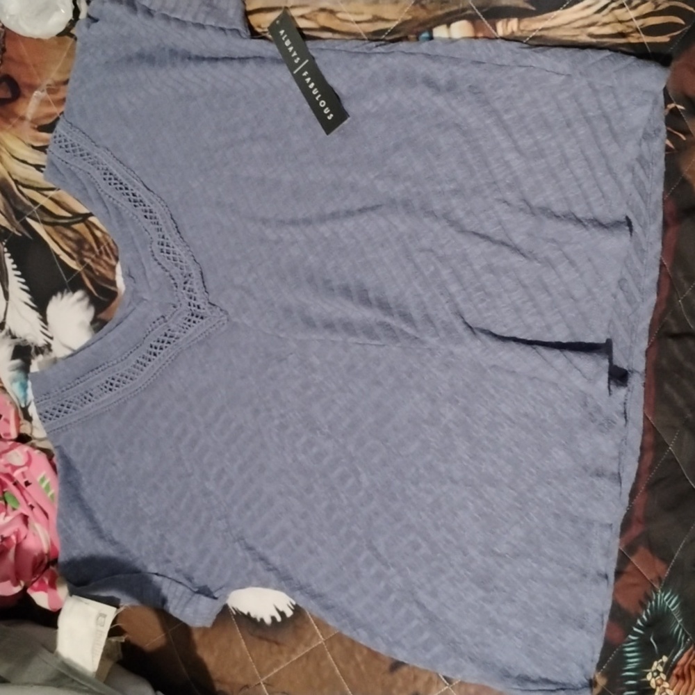 Short sleeve shirt